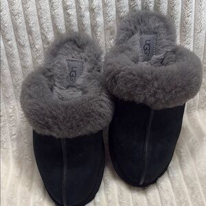 UGG Black and Gray Cozy Sheepskin Scuffette Slippers